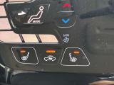 運転席と助手席にはシートヒーターを装備。寒い日にはすぐ温めてくれます