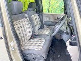 運転席シート廻りは使用感も少なく、良好な状態となっています。丁寧に使われていたことがよくわかりますね。