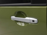 ダイハツディーラーでは「ダイハツ認定U-CAR」という基準を設け、車選びに詳しくないお客様でも「安心して選べる」をご提供しています。