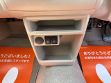 軽自動車は何よりその手軽さが魅力ですね。狭い道でもラクラクです。税金など維持費も抑えられるし、セカンドカーとしてもオススメのくるまです。