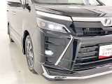 フォグランプ装着車です。暗い夜道の車両前方を明るく照らします