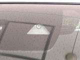【i-ACTIVESENSE】走行中に前方の車両等を認識し、衝突しそうな時は警報とブレーキで衝突回避と被害軽減をアシスト。より安全にドライブをお楽しみいただけます。