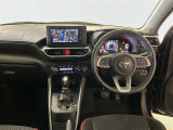 分かりやすく操作しやすい運転席まわりです☆