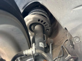 お車を安心してお乗りいただく為には、足回りの定期点検が欠かせません。サービスサポート(有償保証)では無料点検もご提供しており、安心のカーライフをお過ごしいただけるサポート体制が整っています。