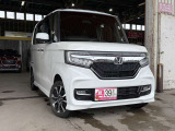 キッズスペースもございます♪お子様連れの方もごゆっくりとお車を見ていただけます☆