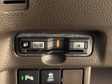 ビルトインタイプの【ETC】で見た目もスッキリ。高速道路の利用にとても便利です。