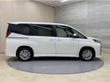 全車1年間の走行距離無制限のロングラン保証付きです。また、さらに安心をお求めの方には1年〜2年の保証延長ができる「ロングラン&alpha;保証」(有償)もお選びいただけます。