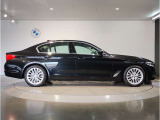 BMWでは重量配分にもこだわりがあり、FRモデルでは50:50とFFモデルでも60:40と前後の重量バランスにこだわり、軽快なハンドリングを実現しております。