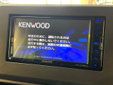 【ナビゲーション】目的地までしっかり案内してくれる使いやすいナビ。Bluetooth接続すればお持ちのスマホやMP3プレイヤーの音楽を再生可能!毎日の運転がさらに楽しくなります!!