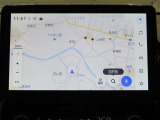 ディスプレイオーディオを装備。スマホとクルマをつなぐことで、これまでのナビに加えて、いろんなサービスが楽しめます。