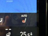 【シートヒーター】寒い日に重宝するシートヒーター!エアコンより早く温まってくれるので寒がりの人も安心ですね♪エアコンの温風は乾燥するから苦手、という方にもをおすすめです。