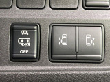 【両側パワースライドドア】スマートキーや運転席のスイッチで後席両側スライドドアの開閉が可能♪電動だから力を入れてドアを開ける必要が無く、小さなお子様でも簡単に開け閉めでき快適です♪