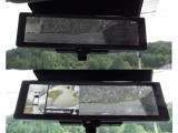 インテリジェントルームミラー装備 後部の様子をカメラで映すので後席の人や荷物に視界を妨げられません。 通常のミラーにも切り替えられます。