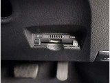 お車の取扱説明書・メンテナンスノート(記録簿)もございます。トヨタのディーラーで安心を買って下さい。当社は無理な勧誘は致しません。まずはお客様からのお問い合わせを心よりお待ちしております。