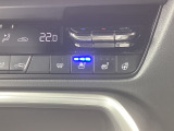 暑い夏の時期にとっても快適なシートベンチレーションを装備!シート内部に取り付けられたファンでシートの表面を換気して、涼しくしてくれます。