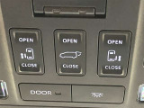運転席天井部のサテライトスイッチです。