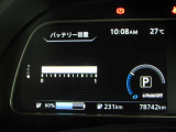 デジタル表示スピードメーターです。  走行距離 78472km ★映し出さ多彩な情報が、快適なドライブをサポートします。