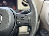 ハンドル右側スイッチは、ホンダセンシングの機能の一つ、「アダプティブクルーズコントロール」です。