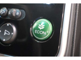 ECONスイッチの効果とあなたの運転で、クルマと力をあわせ「燃費向上=ガソリン代の節約=CO2 削減」のチャレンジをお楽しみください。