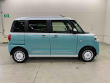 軽自動車、小型車を中心に常時300台展示車を御用意させて頂いております