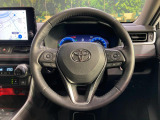 【純正革巻きステアリング】上質な革を使用することで、手にしっかり馴染みとても運転しやすいハンドルです♪