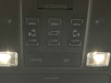 運転席天井部のサテライトスイッチです。