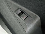 ◆インスツルメントパネルやインテリアトリムなどは、調和しなが洗練された室内を作り上げ、スイッチ類によって、優れた操作性をも実現。ドライバーの視線や動線を考え、人間工学に基づきデザインされています。◆