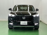 LEDヘッドライトを装備しています。LEDヘッドライトはとても明るく、雨の日や夜間走行も安全・安心です。オートライトコントロール付きで周囲の明るさに応じて自動で点灯・消灯します