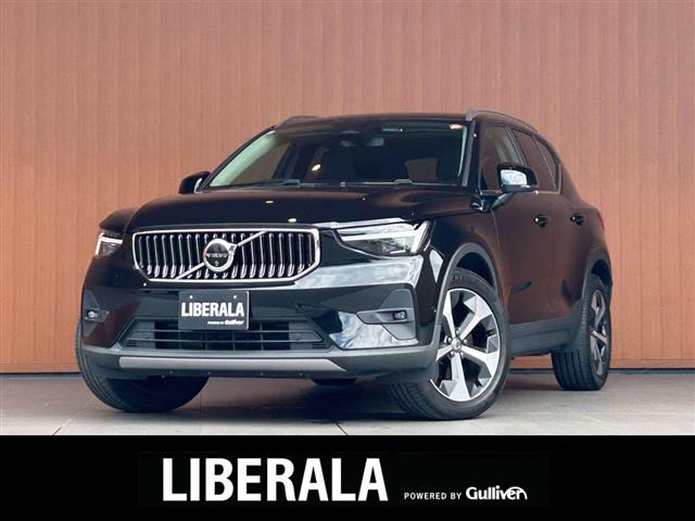 XC40 ウルトラ B4 AWD 4WD 本革シート