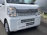 夜間走行の様々な局面に向けて、LEDヘッドランプで視認性をしっかり確保☆ハロゲンヘッドランプのおおよそ2倍の光量で、広範囲に明るくドライバーをサポートしてくれます。