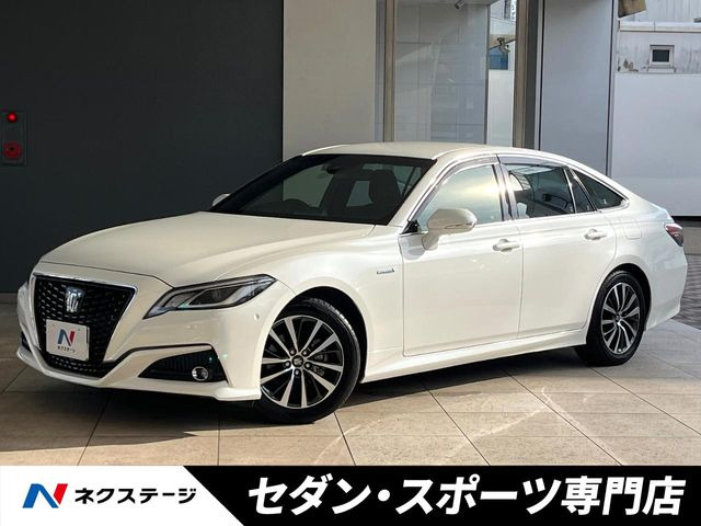 クラウン ハイブリッド 2.5 S Cパッケージ
