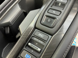 Hondaパーキングパイロットで運転者の駐車を支援。カメラおよびソナーによって駐車スペースの検知、駐車や出庫するための経路生成を行います