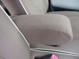安心の保証内容。未使用車は「3年または6万km」まで、中古車は「1ヶ月または1千km」まで無償保証。延長保証もございますので、詳しくはスタッフまで。