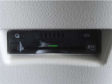 ETC車載器付きです。高速道路の料金所もスムーズに通過出来ます。