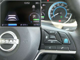 高速道路での長時間の巡航走行で、アクセルやブレーキ、ステアリングをクルマがサポート!ドライバーの負担を軽減する「プロパイロット」!