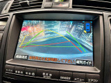 【バックカメラ】運転席から画面上で安全確認ができます。駐車が苦手な方にもオススメな便利機能です。