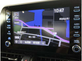 純正ナビを装備。タッチパネル式で使いやすく、お出かけもラクラクです。