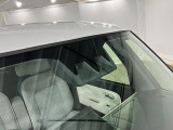先進技術によってさらに進化した「次世代スマートアシスト」が毎日の運転で感じる不安や緊張を減らし、ヒヤッとするシ-ンを未然に防ぐためにサポ-トします!
