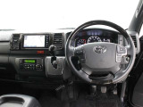 運転席廻りです。