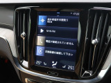 【9インチタッチスクリーン純正HDDナビ】「Apple Car Play」「Android Auto」対応のボルボ先進ナビゲーション「SENSUS」。最新地図データへ無料更新してお渡しします。