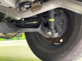 お車を安心してお乗りいただく為には、足回りの定期点検が欠かせません。サービスサポート(有償保証)では無料点検もご提供しており、安心のカーライフをお過ごしいただけるサポート体制が整っています。