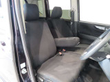 見通しのよいすっきりとした視界で、誰でも運転しやすいです。運転のしやすさは疲れにくさにも繋がりますよ♪