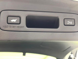 【パワーバックドア】スマートキーや運転席のボタンを押すだけでリアゲートが自動で開閉します!荷物を持っている時や、高い位置にあるバックドアを閉める際に便利な機能です♪