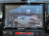 地デジ(フルセグ)、DVD/CD再生、Bluetoothオーディオ、SDカード、iPod/iPhone連携に対応しています。