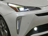 LEDヘッドライトです。デザイン性がよくとても明るいので、夜間の走行や悪天候でも安心です。しかも長寿命!