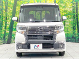 弊社では、全車『修復歴なし』のお車のみ取り扱っております。専任バイヤーによる厳選した仕入れの後、入庫後の車両チェックを行い、ネクステージが認定した高品質な中古車をご提供しております。