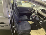 シートはフィット性も良く、楽な運転姿勢を保てます。