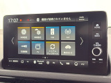 ★スマートフォンのような操作感の静電式タッチパネル。