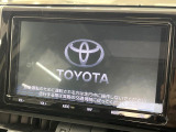 【純正ナビ】人気の純正ナビを装備しております。ナビの使いやすさはもちろん、オーディオ機能も充実!キャンプや旅行はもちろん、通勤や買い物など普段のドライブも楽しくなるはず♪