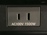 災害時の停電でもアルファードから電気が摂れます。不安な時代の安心人気装備です。